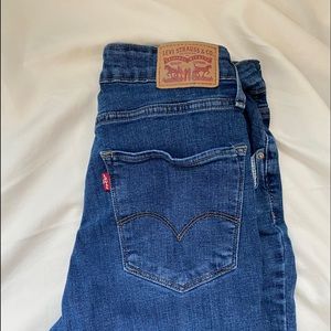 levi skinny jeans